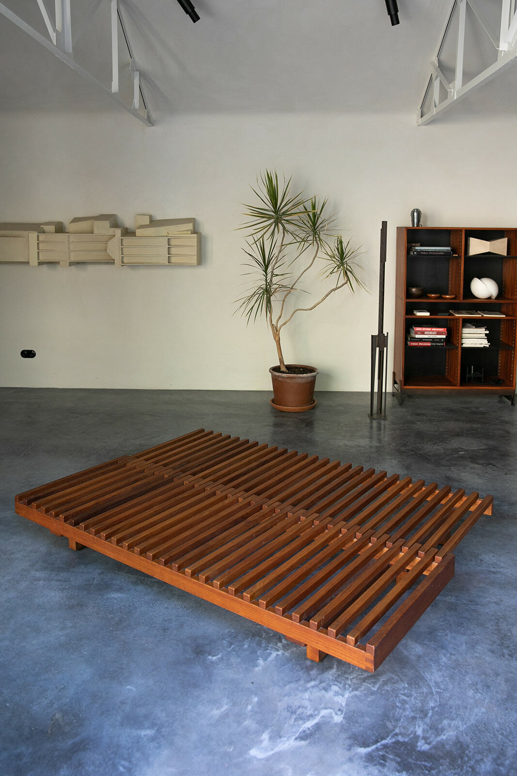 Pierre Chapo daybed / coffee table 1963